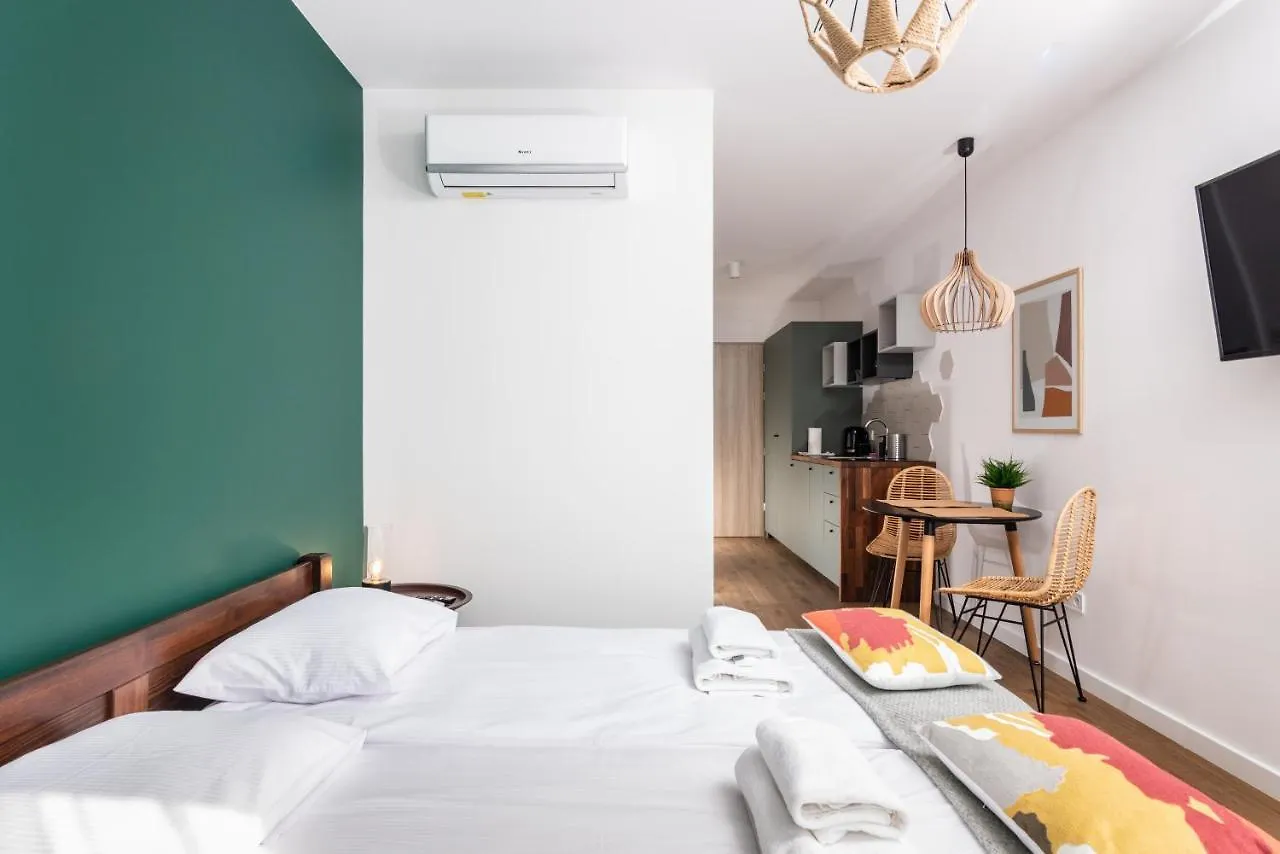 Apartamenty Na Debnikach - By Upstairs Kraków 0*,  Polen