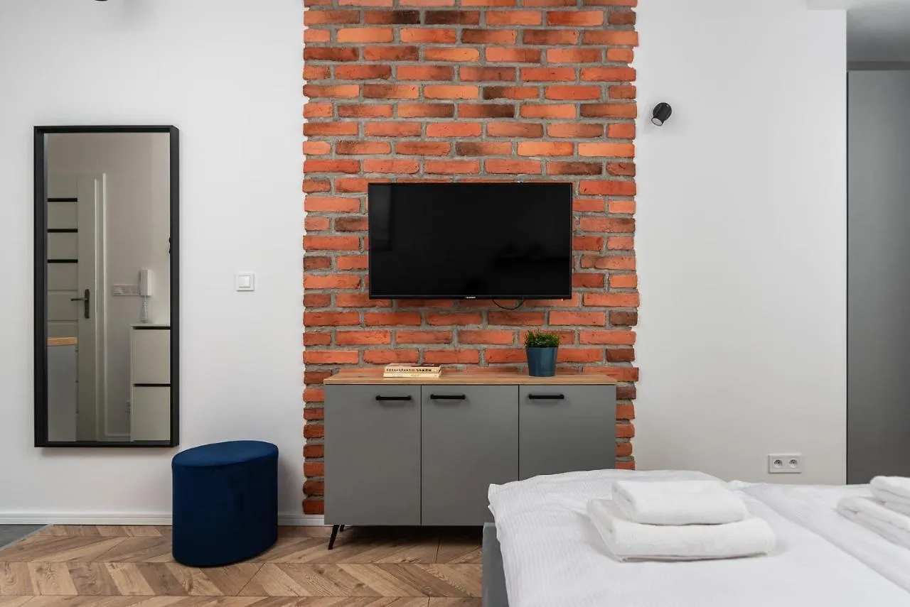 Apartamenty Na Debnikach - By Upstairs Krakov 0*,